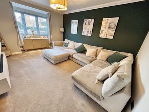 Lounge- click for photo gallery